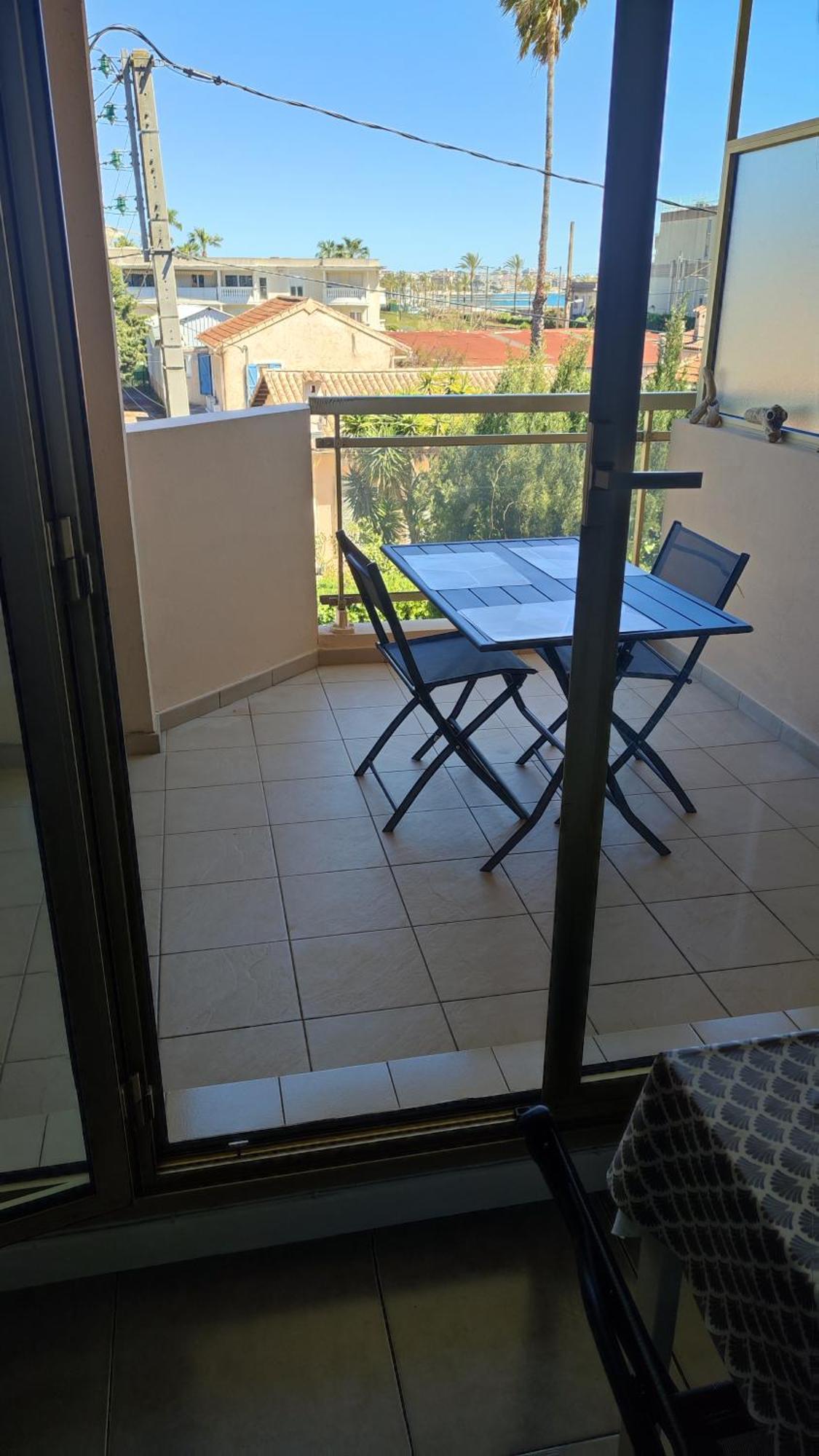 T2 Coquet Proche Plages, Port Et Centre Ville Golfe-Juan Exterior foto